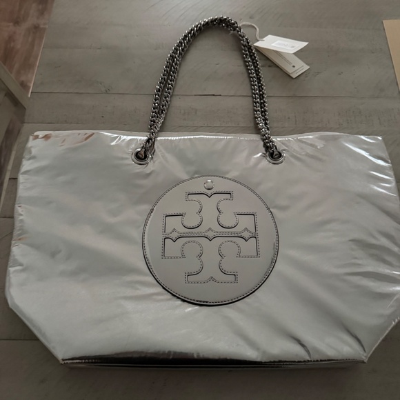 Brand new Auth Tory Burch large Ella tote bag metallic chain - Picture 9 of 12